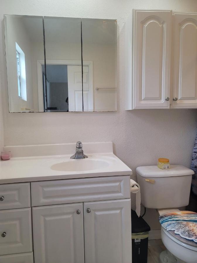 Entire Guesthouse 5 Mins To Siesta Key & Downtown Sarasota Esterno foto