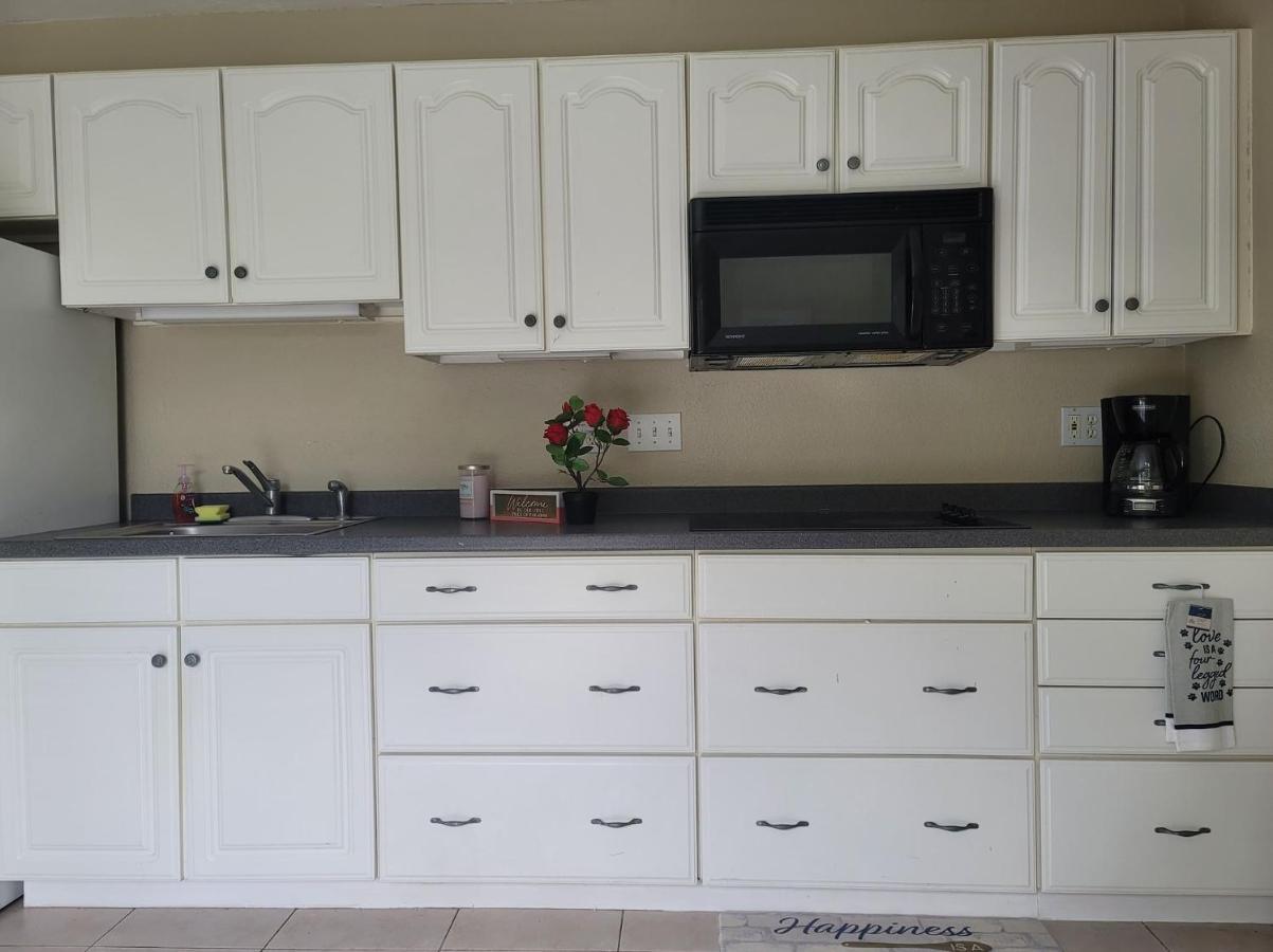 Entire Guesthouse 5 Mins To Siesta Key & Downtown Sarasota Esterno foto